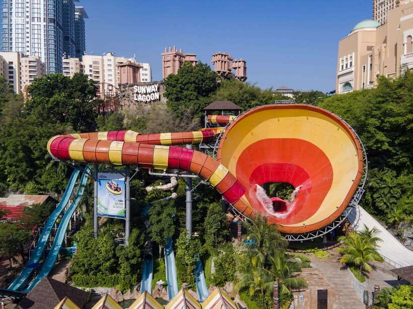 Kuala Lumpur: Sunway Lagoon Entry Ticket - Sunway Lagoon tickets: Standard Day+Night vs Night Park only