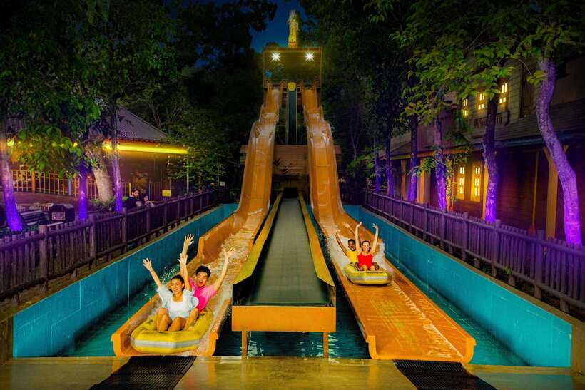 Kuala Lumpur: Sunway Lagoon Entry Ticket - Water Park and surf-beach fun: slides, wave pool, and the 18:00 cutoff
