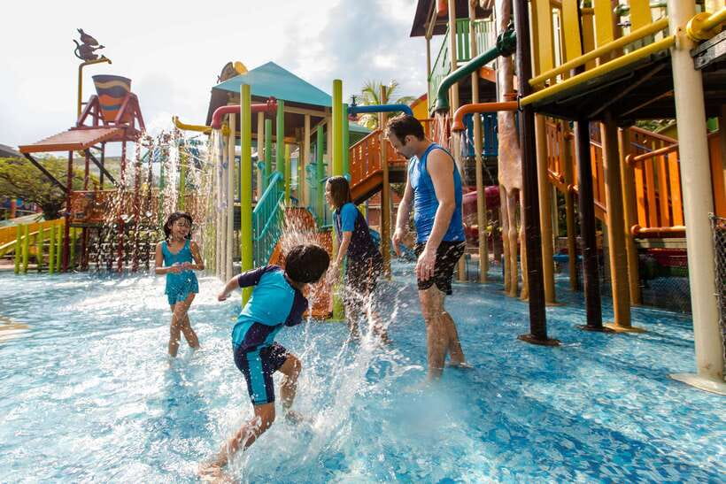 Kuala Lumpur: Sunway Lagoon Entry Ticket - Scream Park and Night Park after dark: light shows, rides, and Night of Fright