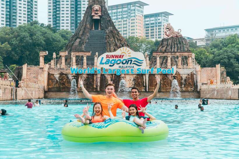 Kuala Lumpur: Sunway Lagoon Theme Park E-Ticket - Food, time, and choosing a route that doesn’t drain you