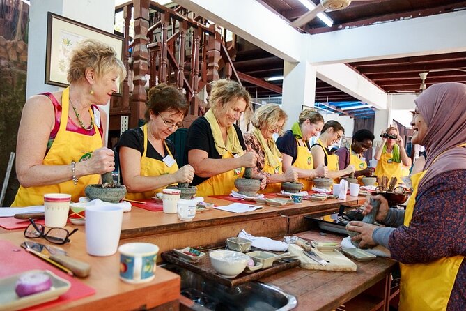 LaZat Malaysian Cooking Class - Full-course menu: starter, mains, and dessert in one sitting