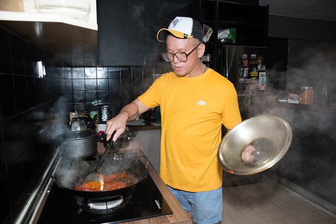 Malaysia Cooking Classes With Local - Nasi Lemak in a KL Living Room: What the 3-Hour Session Feels Like