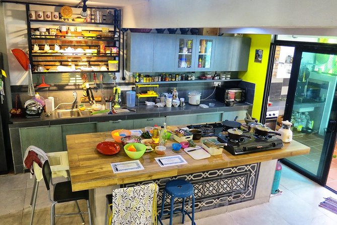 Market Visit & Private Hands-on Cooking Class at Daun Senja - Quick Why This Class Works