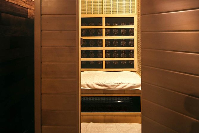 NEUTRA Body Massage Service Available - The massage menu: Thai, Shiatsu, oil, aromatherapy, and more