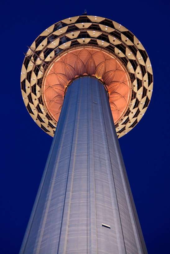 Night Tour of Petronas Twin Towers, Kuala Lumpur - How this 8-hour evening tour really feels in Kuala Lumpur