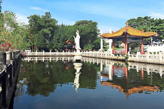 Orang Utan Island and Perak Tong Cave Temple Day Tour from Kuala Lumpur - Perak Tong Cave Temple: the giant golden Buddha and myth murals