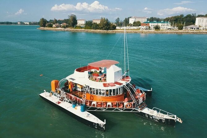 Port Dickson Beach Day Tour with Sunset Cruise - Teluk Kemang Beach: The Best Payoff Hour for Sun, Snacks, and Sea Activities