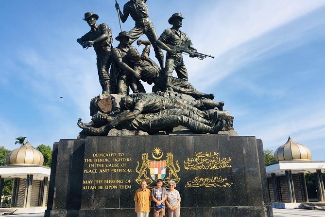 Private Full Day Kuala Lumpur City Tour with the Batu Caves - National Monument and the old railway building: small time, strong atmosphere
