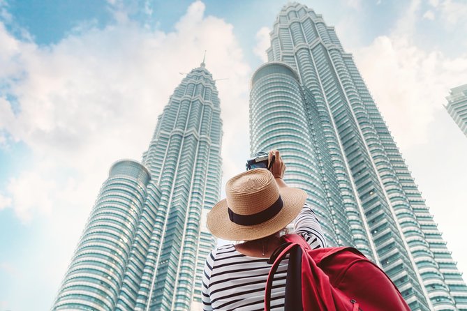 Private Guided Kuala Lumpur Day Trip With Lunch - Dataran Merdeka: Independence Square in a short, high-impact moment