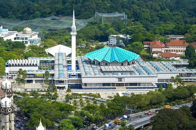 Private Half-Day Cultural Tour in Kuala Lumpur - How this private half-day tour works (and why that matters)