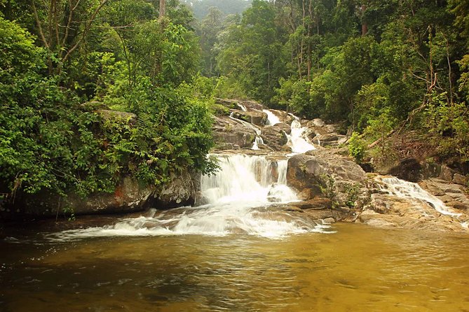 Private Kanching Waterfalls with Batu Caves & Ramayana Caves Tour - Kanching Falls: Seven Tiers, Rainforest Air, and a Real Time-Out