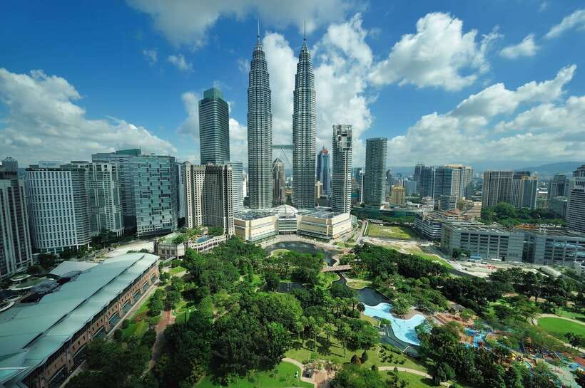 Private Kuala Lumpur and Putrajaya Highlights in One Day - A 10-hour private route from Kuala Lumpur to Putrajaya