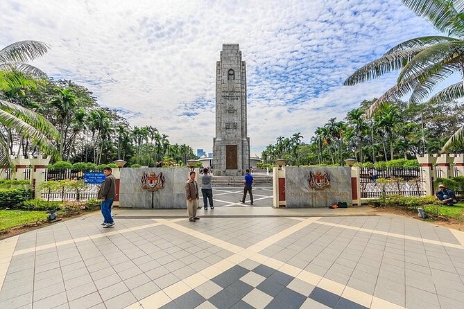 Private Shore Excursion from Klang Port to KL city tour - National Mosque (Masjid Negara): the scale hits fast