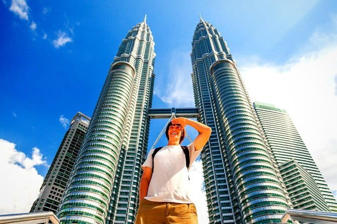 Private Tour: 3 in 1 Day Trip to Batu Caves, Bukit Melawati & Fireflies - Kuala Selangor Firefly Park: a river boat ride where the glow happens in hedges