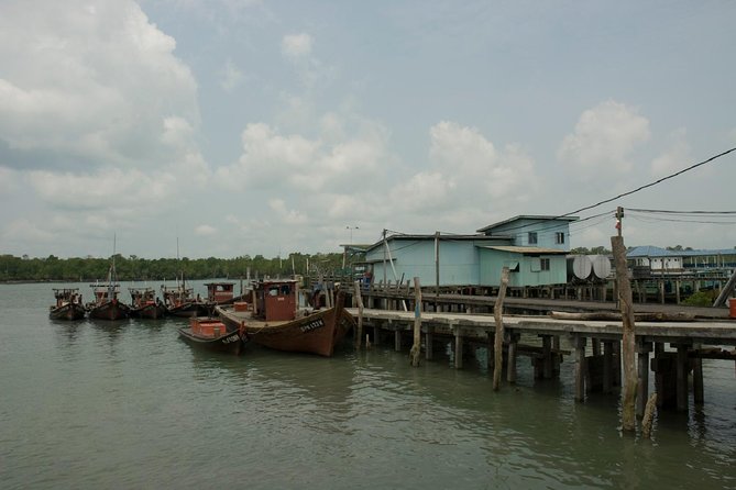 Private Tour: Crab Island Sightseeing Boat Ride and Seafood Lunch - Crab Island Walking Rules: No Cars, More Watching
