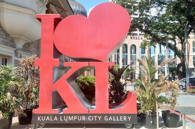 Private Tour Kuala Lumpur Shore Excursion Include Batu Caves - Port Pickup at Boustead Cruise Center: Getting Moving Fast