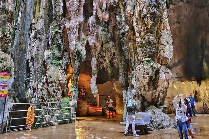 Private Tour Kuala Lumpur with Petronas Twin Towers Observation Deck & Batu Cave - Key takeaways before you go