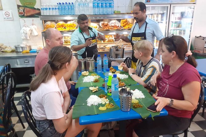 Private Tour : "Lepak-Lepak" at Local Night Market & Mamak Stall - Jalan Alor and the pasar malam maze: what to expect
