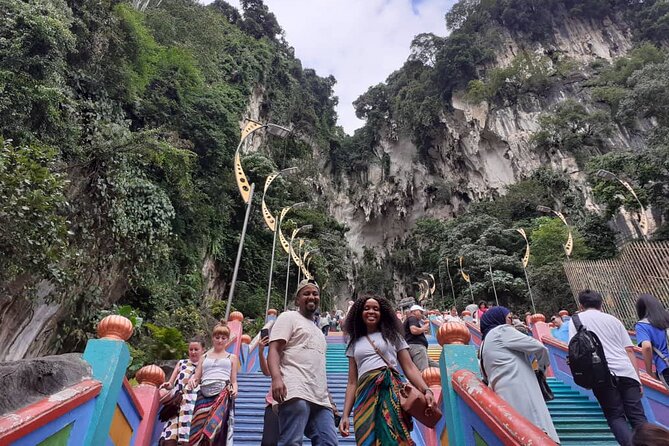 Private Tour with Local Host : Genting Highlands Day Tour enroute Batu Caves - Museum cave details: murals and deity scenes you can actually look at