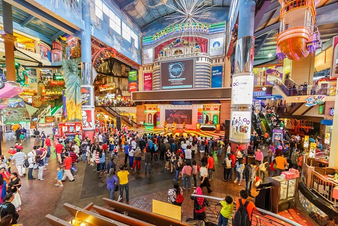 Private Tour with Local Host : Genting Highlands Day Tour enroute Batu Caves - Free time: shopping and attractions without forcing a rigid schedule