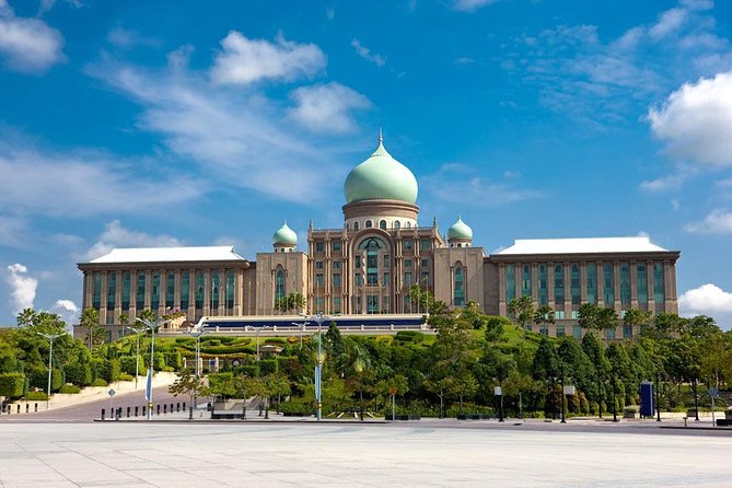 Putrajaya City Tour from Kuala Lumpur - Putrajaya Lake Club cruise: worth it, but don’t treat it like a sure thing
