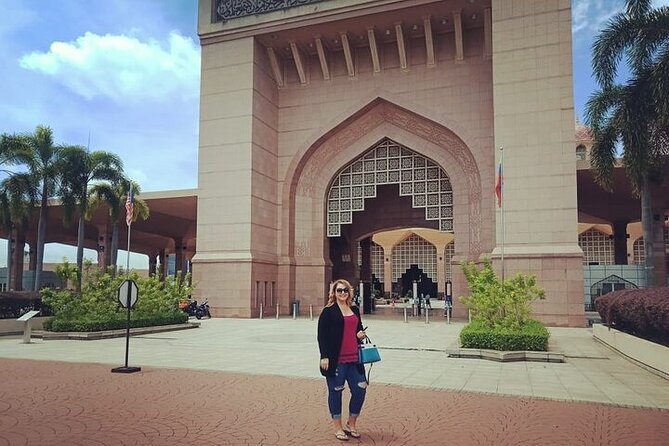 Putrajaya City Tour From Kuala Lumpur - Kelab Tasik Putrajaya cruise: worth it, if your schedule fits