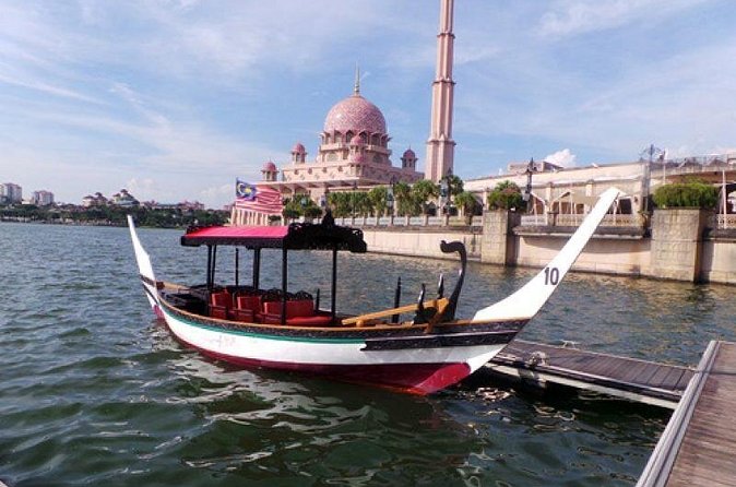 Putrajaya Tour with Traditional Boat Cruise & Pink Mosque (Private) - Transportation and comfort: private vehicle, air-conditioning, and real logistics