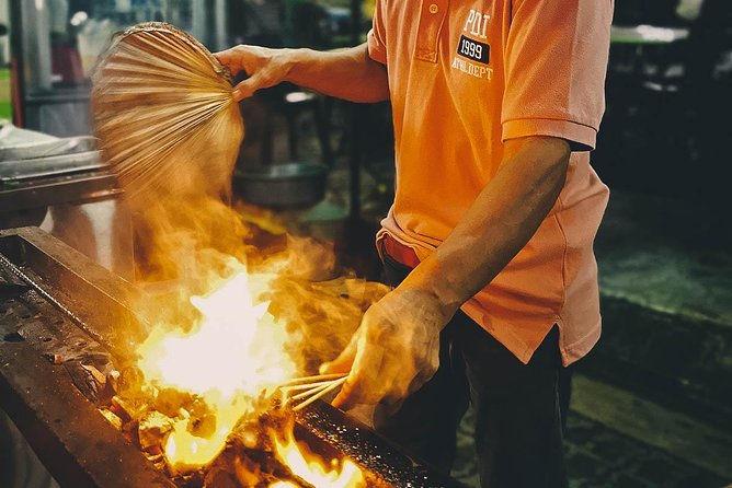 Sambal Streets Kuala Lumpur Food Tour with 15+ Tastings - Chow Kit at night: why this food tour works