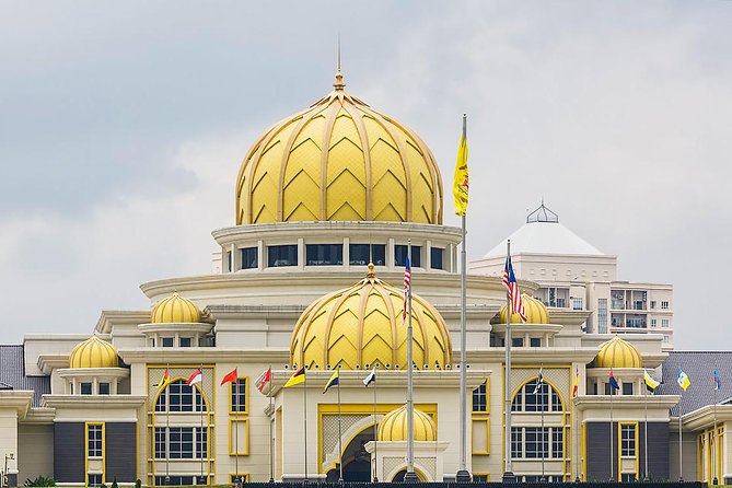 Shore Excursions from Port Klang Terminal - Petronas Twin Towers and KLCC Park: The Photo Stop Reality Check