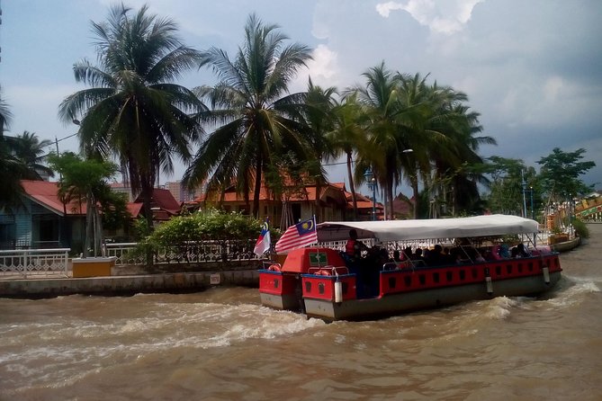 Treasures Of The Far East-Malacca, Museum, Trishaw Ride(Private) - Bukit China (Chinese Hill): Sam Poh’s Well and Temple